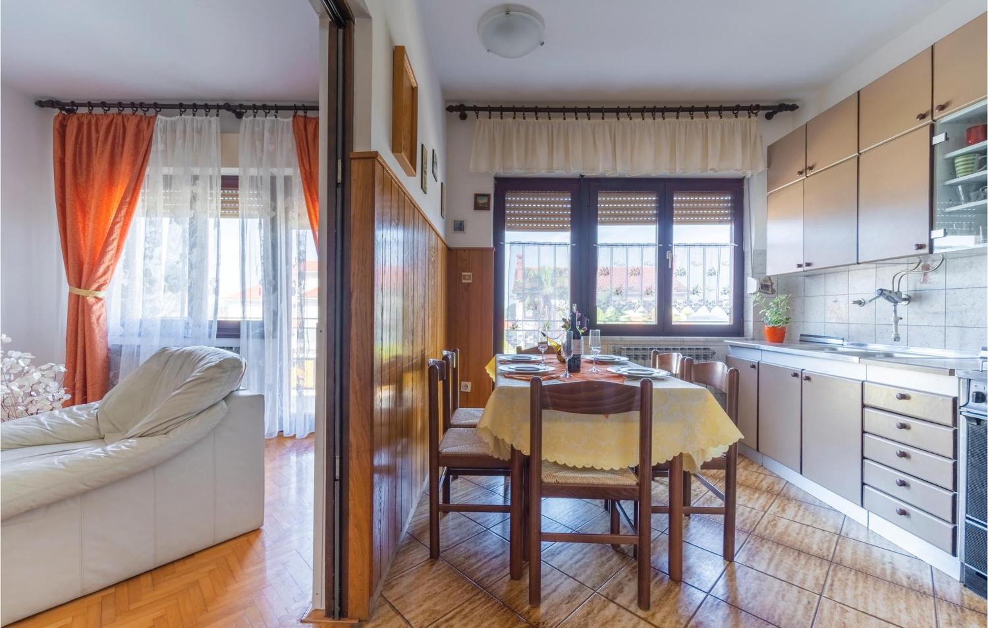 4 Bedroom Pet Friendly Home In Štinjan Extérieur photo