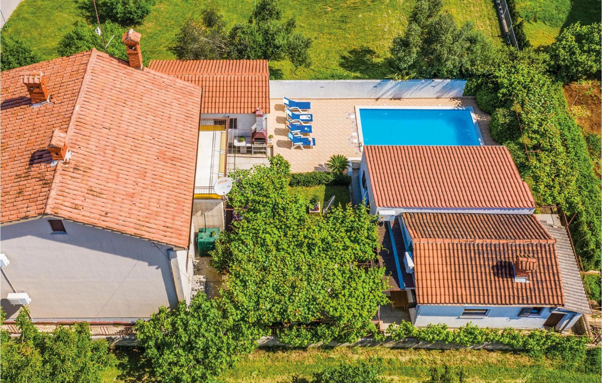 4 Bedroom Pet Friendly Home In Štinjan Extérieur photo